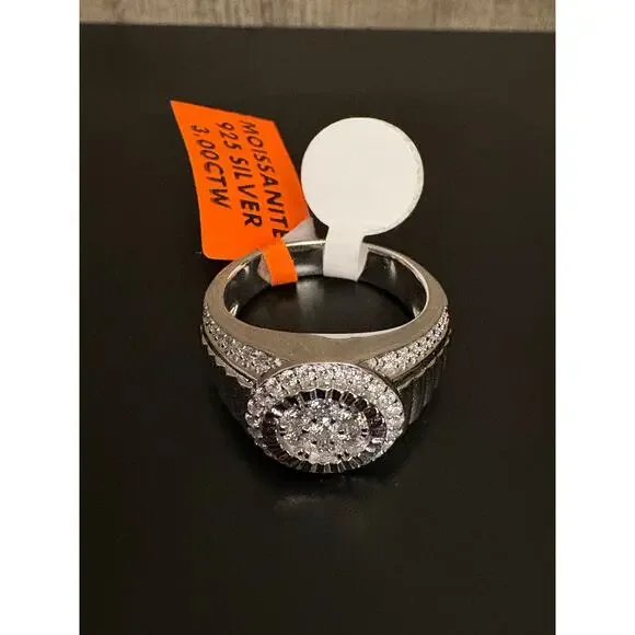 Sz. 11 - Mens 3ct. Moissanite 925 Stamped Silver Ring - Picture 4 of 5